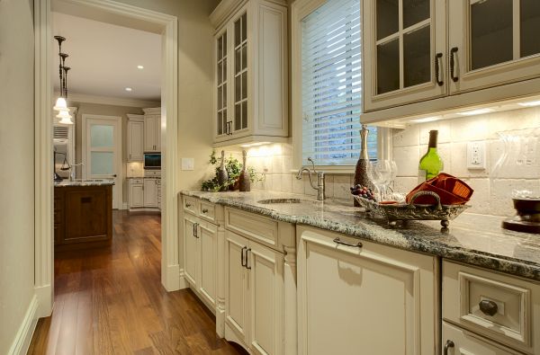 Butlers Pantry Installation in The Colony