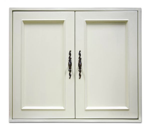 Cupboard Hardware Replacement in The Colony